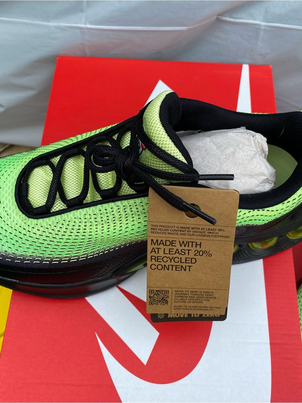 Nike Men’s Neon Green and Black Running Shoes